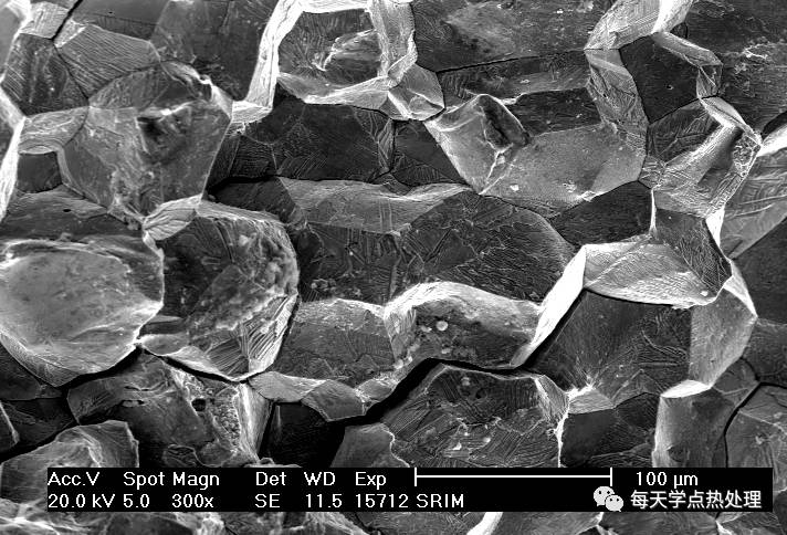 晶面-02.webp.jpg 晶面-02.webp.jpg